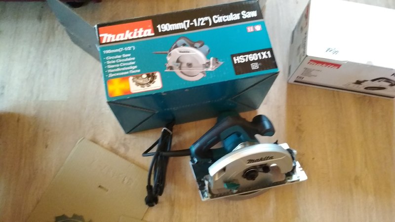 Купить Пилу Makita Hs7601