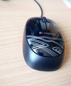 Мышь проводная Logitech M105, оптическая, USB, 1000dpi, черный [910-002943]