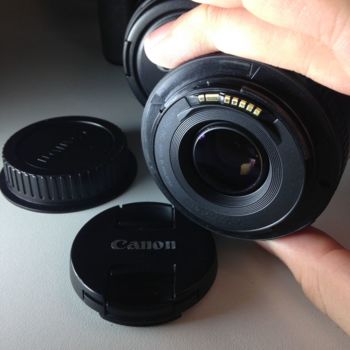 Объектив Canon Canon EF [2514a011]