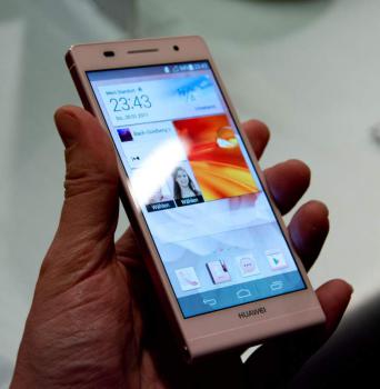 Смартфон Huawei Ascend P6 черный