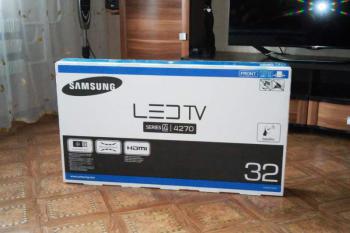 32 Телевизор Samsung UE32H4270AU, HD, черный